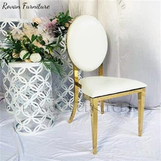 Cadeiras de jantar de casamento em ouro e veludo